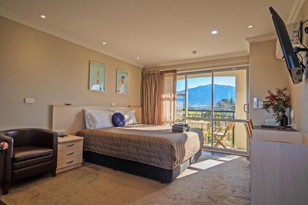 Spa Studio Suite view 3
